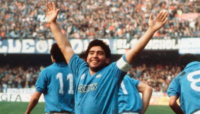 El Stadio San Paolo, lugar icónico del vínculo entre Maradona y su pueblo.