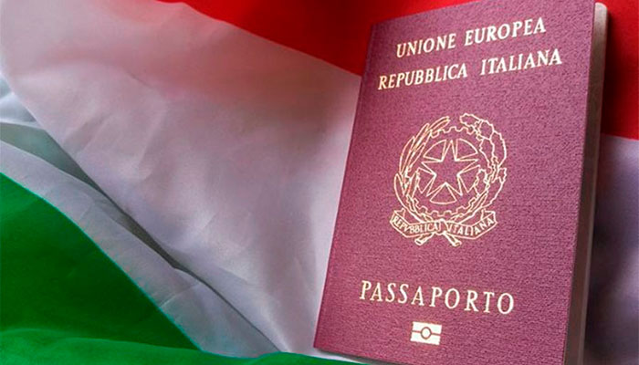 Los Rientrati, los descendientes que vuelven a Italia con pasaporte comunitario.
